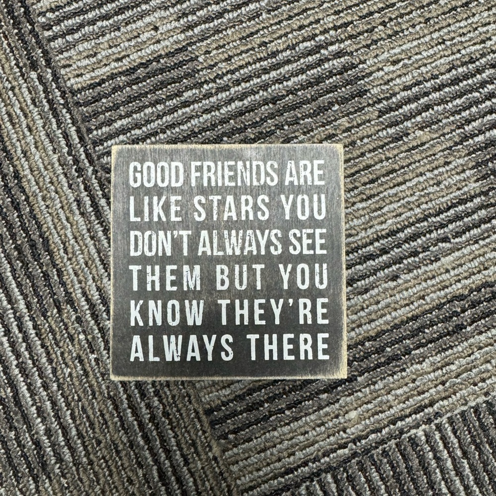 “Good friends are like stars” Jewelry box